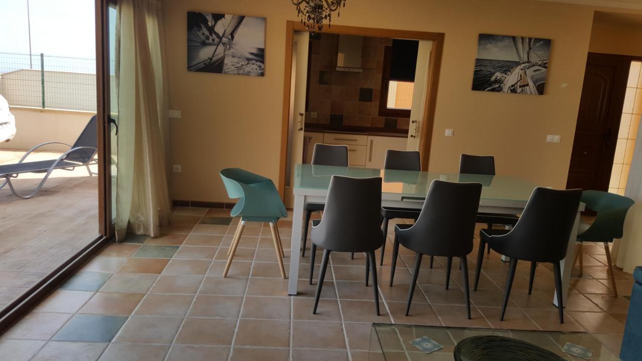 Beautiful, Spacious Villa, Heated Pool, Sleeps Eight, With Quality Furnishings Caleta De Fuste Eksteriør billede