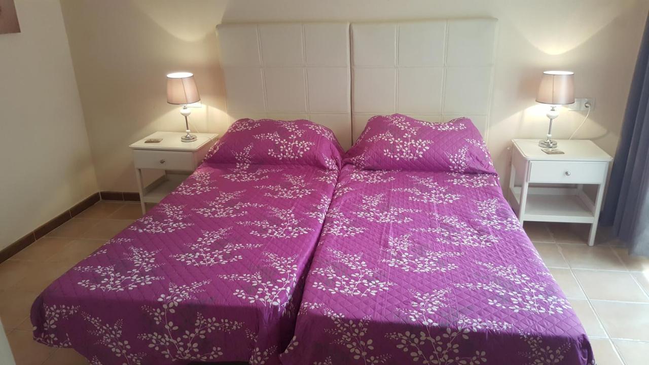 Beautiful, Spacious Villa, Heated Pool, Sleeps Eight, With Quality Furnishings Caleta De Fuste Eksteriør billede