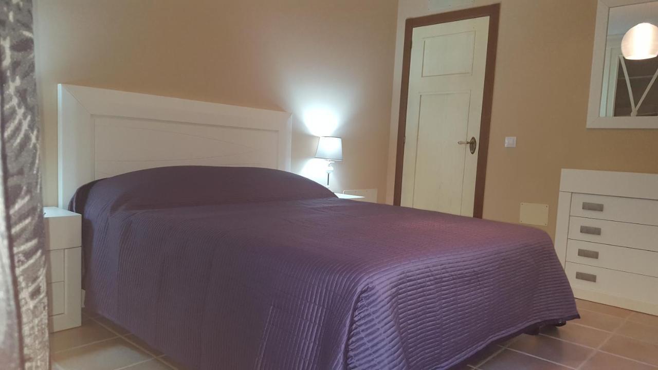 Beautiful, Spacious Villa, Heated Pool, Sleeps Eight, With Quality Furnishings Caleta De Fuste Eksteriør billede